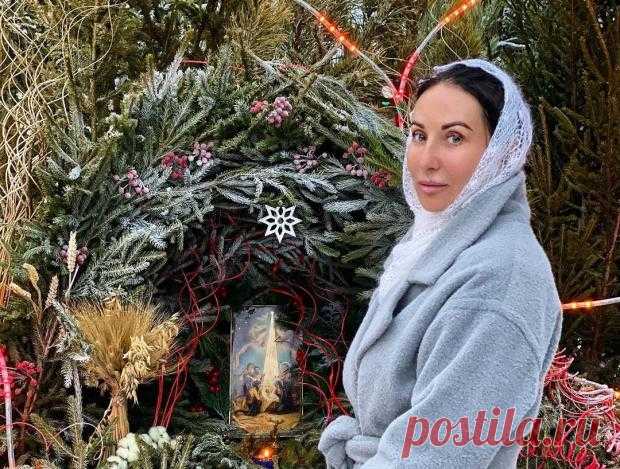 Алика Смехова с сестрой и мамой: в сети обсуждают внешнее сходство родных женщин