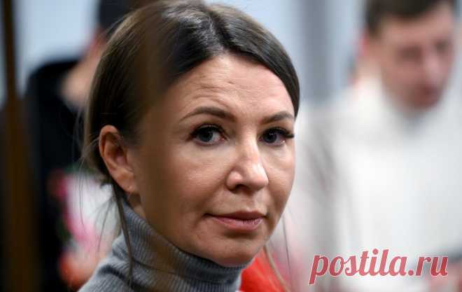 Mash: Блиновскую подозревают в нарушении домашнего ареста. Блогер считает, что ПВО глушит датчик отслеживания местоположения.