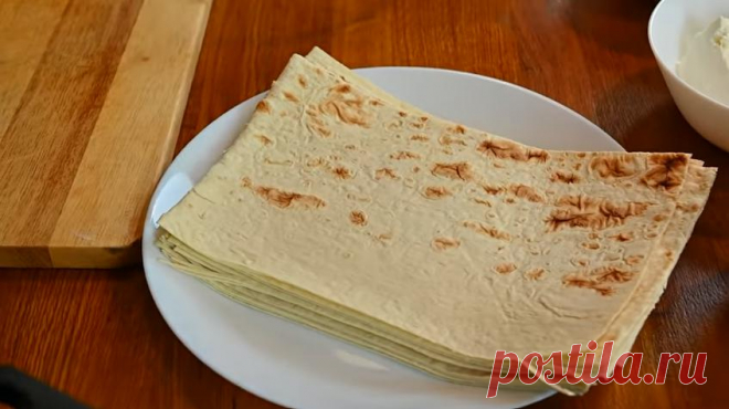 Рулетики из лаваша с сыром и творогом
Рулетики из лаваша актуальны и сейчас. Это полноценный завтрак. Вкусно, быстро, питательно! А что еще надо? Кстати сказать: лаваш хорошее подспорье для быстрых и полезных завтраков, ведь начинки могут быть всевозможные: и рыбные, и мясные, и овощные! Я делаю из разной начинки, а иногда даже из того, что найдётся в холодильнике. Не пропадать же добру! […]
Читай пост далее на сайте. Жми ⏫ссылку выше