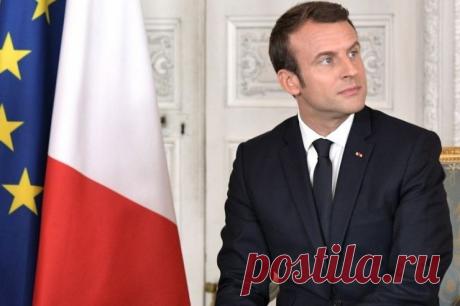 Bloomberg: Макрон и Мелони спровоцировали дипскандал на саммите в Гранаде. Причиной скандала стало обсуждение вопросов миграции.