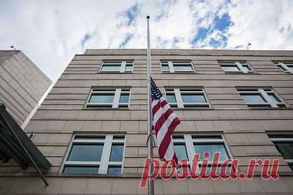 В США рассказали о влиянии санкций на выпуск оружия в России. Санкции лишили Россию возможности производить и обслуживать оружие, которое необходимо для проведения специальной военной операции на Украине, заявил замминистра финансов США Уолли Адейомо. По его словам, наиболее сложная ситуация сложилась в микроэлектронике, где заканчиваются компоненты.