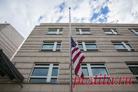 В США рассказали о влиянии санкций на выпуск оружия в России. Санкции лишили Россию возможности производить и обслуживать оружие, которое необходимо для проведения специальной военной операции на Украине, заявил замминистра финансов США Уолли Адейомо. По его словам, наиболее сложная ситуация сложилась в микроэлектронике, где заканчиваются компоненты.