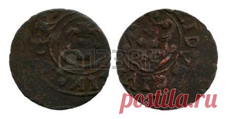 ложная шиллинг свободного города Рига, Ливония, королева Swedens Kristina, 1644 Фотография, картинки, изображения и сток-фотография без роялти. Pic 33458424.