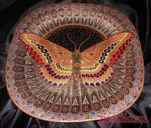 Художественная роспись поверхностей контурными красками