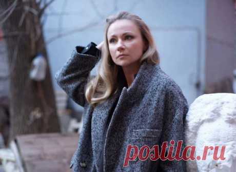 Мария Миронова почтила память покойной матери в день ее рождения