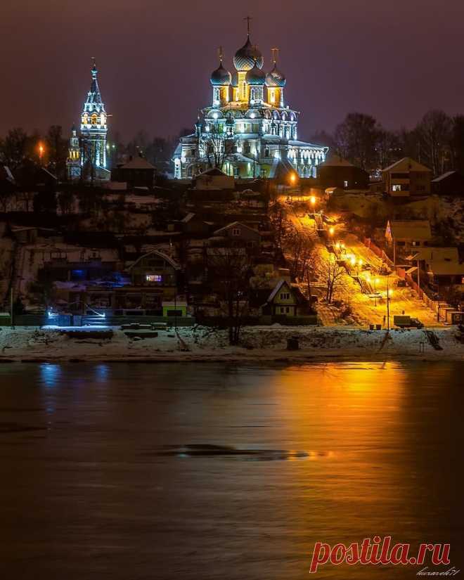Тутаев, Собор Воскресения Христова. Ярославская область.
📷 kuzavok71