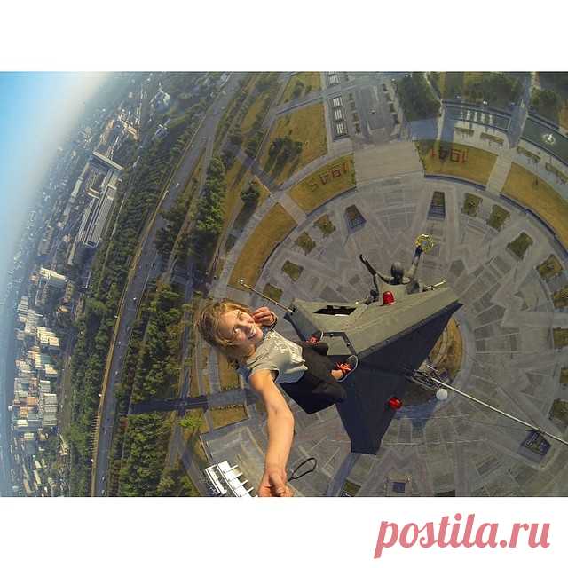 Angela Nikolau в Instagram: «Стелла на парке победы.»