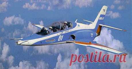 МиГ-АТ.Учебно-тренировочный самолёт ( первый полёт в апреле 1995 года ).