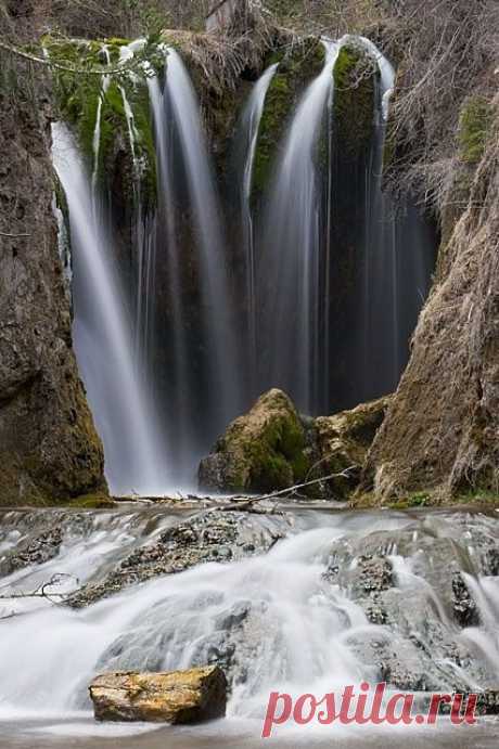 водопады
