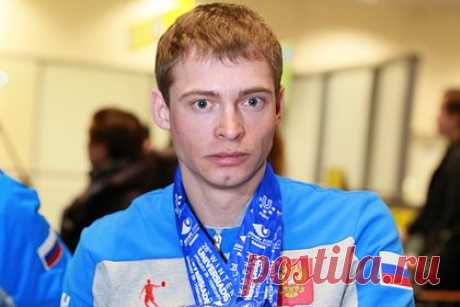 Стало известно о смене российским лыжником гражданства на украинское. Стало известно о решении российского лыжника Валерия Гонтаря сменить гражданство на украинское. По информации «Чемпионат.com», спортсмен покинул Россию, получил украинский паспорт и сейчас пытается найти работу в Австрии. Гонтарь — двукратный чемпион зимней всемирной Универсиады 2017 года.