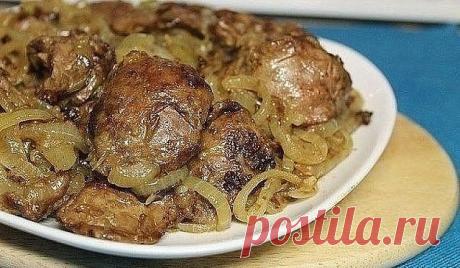 САМЫЙ ВКУСНЫЙ РЕЦЕПТ ПЕЧЕНИ
Ингредиенты:
600 г - говяжьей печени 
1 шт.- яйцо 
3 зубчика - чеснока 
1 ч. л. - сахара 
1 ч. л.- соли (без горки) 
0,5 ч. л. -соды 
1 шт.- луковица 
масло растительное -для жарки 
мука кукурузная - для панировки 
Приготовление:
Печень вымыть, обсушить, удалить пленку и нарезать крупными кусочками. 
Приготовить маринад: в миске взбить яйцо с солью, сахаром, содой и чесноком, пропущенным через пресс. Залить полученной смесью кусочки печени и ост...