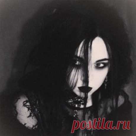 Moonvampire - Cigarette Burns - Instrumentals (2025) [EP] Artist: Moonvampire Album: Cigarette Burns - Instrumentals Year: 2025 Country: Slovakia Style: Post-Punk, Darkwave, Coldwave