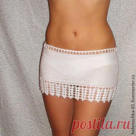 Юбка стрейч, короткая.