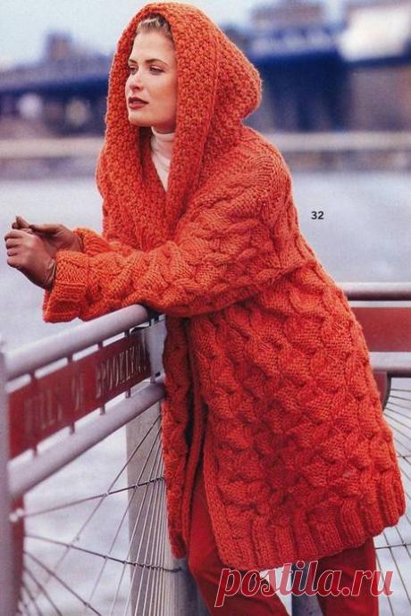 Вязание спицами для женщин Пальто с капюшоном