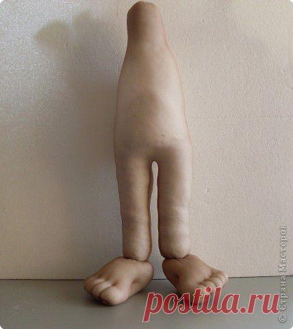 Делаем куклу. Оформляем ножки.... | Страна Мастеров