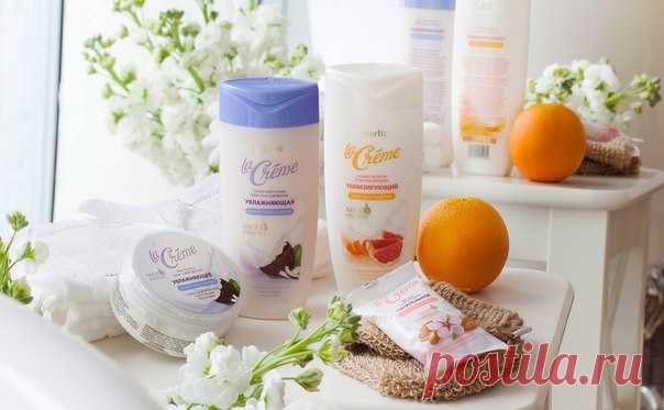 Дорогие друзья и гости моей странички! Встречайте серию La Creme - и ваша кожа скажет Вам спасибо! 
Роскошную текстуру натурального молока ни с чем не сравнить. Разве что со спелой мякотью фруктов или первыми ростками молодой травы… В серии La Creme мы объединили силу молочных протеинов с растительными 
компонентами – фруктами, ягодами и мятой. Получились продукты, которые глубоко увлажняют и восстанавливают кожу, а заодно поднимают настроение. Так важно ухаживать за собой...