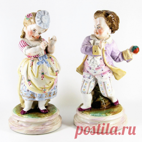 🎀Скульптура «Играющие дети»🎀 Цена: 23000 рублей 
Фарфор, ручная роспись, золочение, 19 век, Франция.

Высота: 19 см.

Состояние отличное, соответствующее возрасту, без сколов и других существенных повреждений. На пиджаке мальчика есть небольшая трещина (детали в директ). #maisonierre #антиквариат #антик #фарфор #франция #интерьер #декор #дизайн #мойдом #блошка #блошинныйрынок #дети #старина
https://www.instagram.com/p/9dL7SaMcqu/