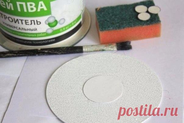 variant-sozdanija-krasoty-iz-nenuzhnyh-cd-diskov-images-big.jpg (604×405)