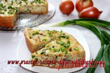 Открытый луковый пирог с сыром