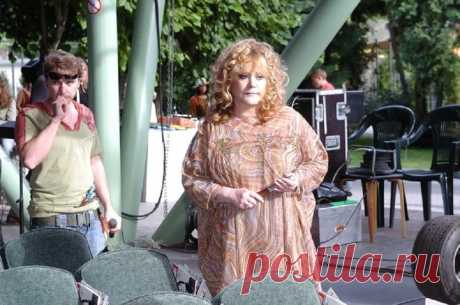 Галерея к статье Краса молодости: Алла Пугачева показала архивное фото. Слайд 1 - Леди Mail.Ru