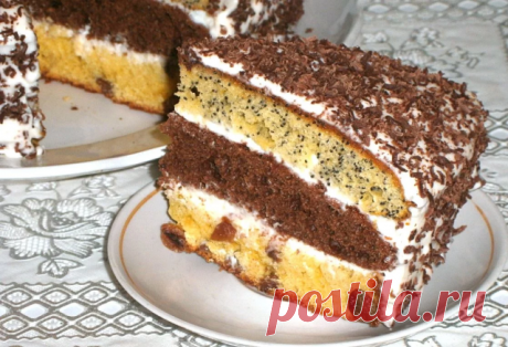 Любимый сметанник. Он просто тает во рту. А все продукты у вас уже есть. Ингредиенты: Масло сливочное или маргарин — 100 г Яйца — 2 шт. Сгущённое молоко — 1 банка Сода (гашенная) — 1 ч. л. Мука — 8 ст. л. Какао — 1 ст. л. Для