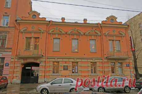 Экскурсия по особняку Новинских 

27 января в 13:00 

Детская библиотека иностранной литературы (филиал №3 СПб ГБУК «ЦГДБ им. А.С.Пушкина») приглашает на экскурсию по особняку купцов Новинских. 

В ходе экскурсии речь пойдет о Песках – районе, который до конца XIX века считался окраиной Петербурга. В нем был построен по проекту архитектора Н. Беккера первый каменный особняк купцов Новинских - памятник эпохи поздней эклектики, в котором сейчас располагается Детская библиоте...