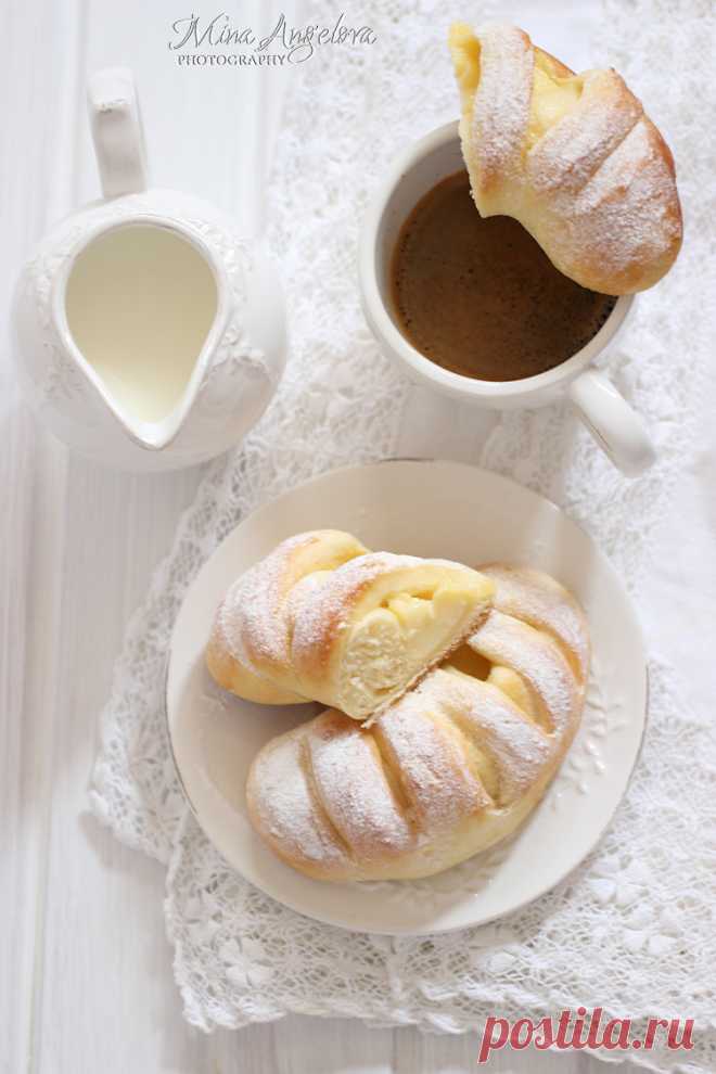 Ванилови крем кифлички / Vanilla Pudding Crescent Rolls