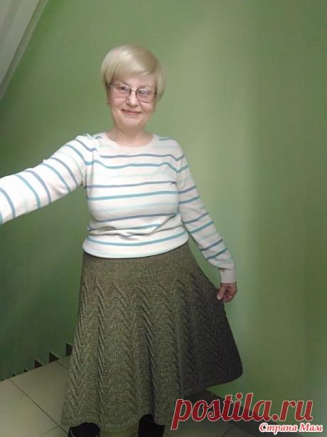 Юбка "Седая ночь" по МК Наталии Родегаст Добрый день всем! Мое участие в проекте "Парные танцы 2019! Приглашаю дам! " состоялось. Посмотрите на мою работу. Юбочка связана по платному МК Наталии Родегаст.