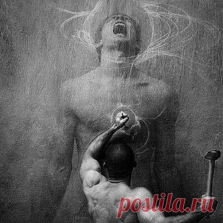 Вбивая гвоздь в душу человека, помните, что даже вытащив его своими извинениями, вы все равно оставите там дыру.