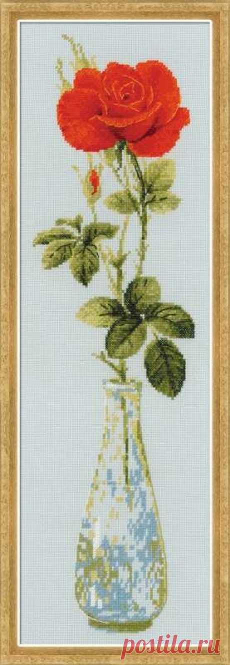 Королева цветов арт.1375 Риолис купить в Stitch и Крестик Цена 396 руб.,  Набор для вышивания крестом
Размер: 15х50 
В состав набора входит: 
канва 14 Aida Zweigart, 
нитки шерсть, 
схема, инструкция, 
Игла. Наложка, скидки. Доставка по всей России. Все виды оплаты.