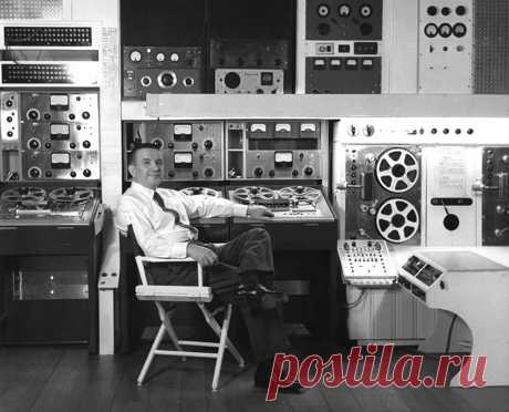 Music Room by Christian Schorno: Blog