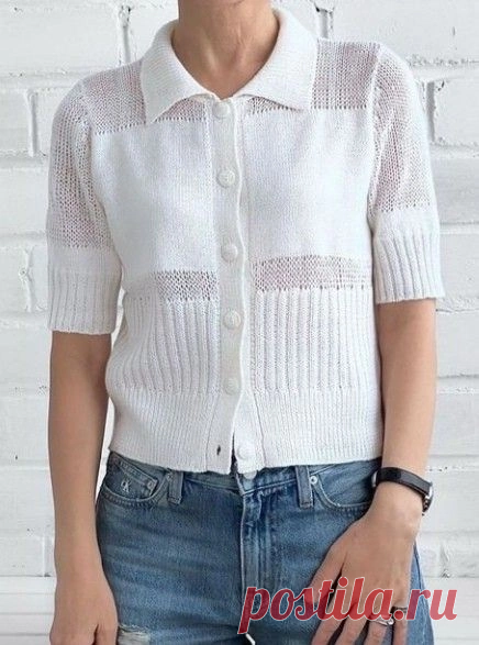 Одна вязаная рубашка и два варианта исполнения. 
Как лучше: с рукавами или без?