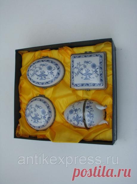 Набор из 4 старинных шкатулок