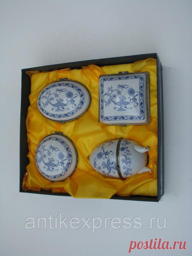 Набор из 4 старинных шкатулок