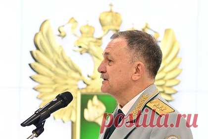 В одном ведомстве захотели перевыполнить план по отчислениям в бюджет России. С начала 2023 года представители Федеральной таможенной службы перечислили в российский бюджет в общей сложности более шести триллионов рублей. До конца декабря в ведомстве рассчитывают «немного» перевыполнить плановое задание, заявил временно исполняющий обязанности главы ФТС Руслан Давыдов.