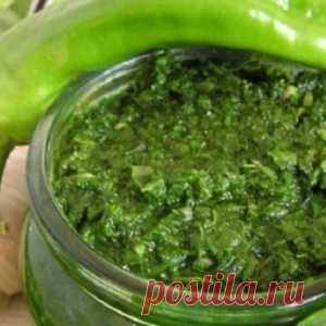 Меняем привычки! Приготовим зеленую аджику: прекрасно дружит с мясом и рыбой!