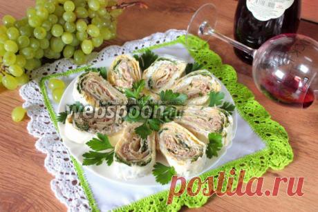 Рулет из лаваша с печенью трески