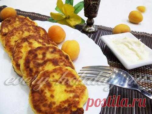 Абрикосовые сырники из творога