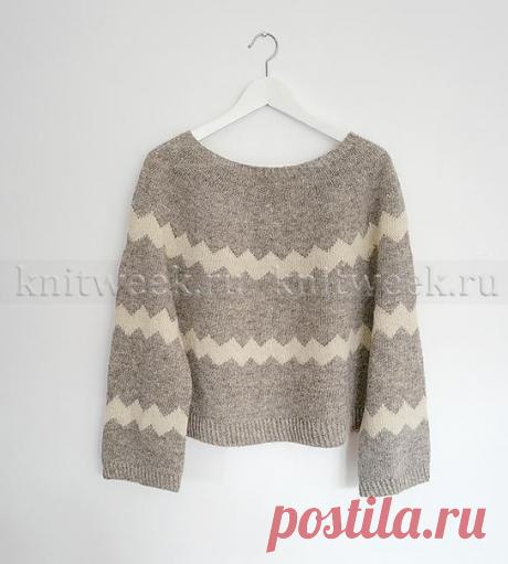 ЖЕНСКИЙ СВИТЕР " МИССОНИ" СВОБОДНОГО КРОЯ.

Оригинальная модель женского свитера свободного кроя, связанная из 100% шерсти классического серого цвета на спицах 4.5 мм. Свитер вяжется по кругу от воротника с равномерными прибавлениями для формирования круглой кокетки. Всего будет связано 5 кругов с прибавлениями, при этом для каждого размера идет свой ритм прибавлений. Помимо этого свитер украшен узором зиг заг жаккард, в описании дана схема к узору.

Размеры

1 (2, 3, 4) (...