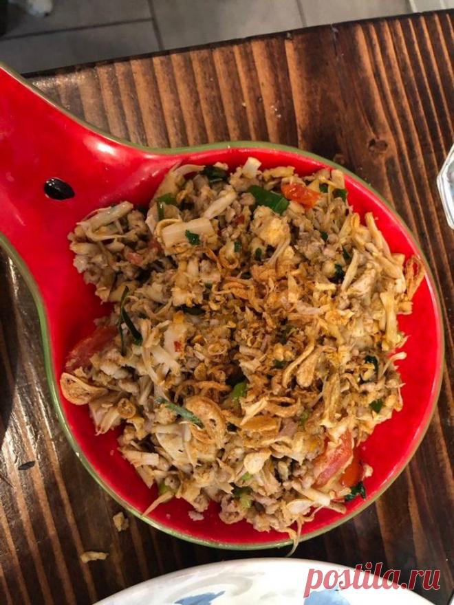 11 национальных блюд, которые местные обожают, а приезжие вспоминают как ночной кошмар Если вы думаете, что противная еда — это манная каша в детском саду, то вы ничего не знаете о национальных кулинарных изысках. Храбрые путешественники пробуют такое, после чего непрожаренный рыбный пи...