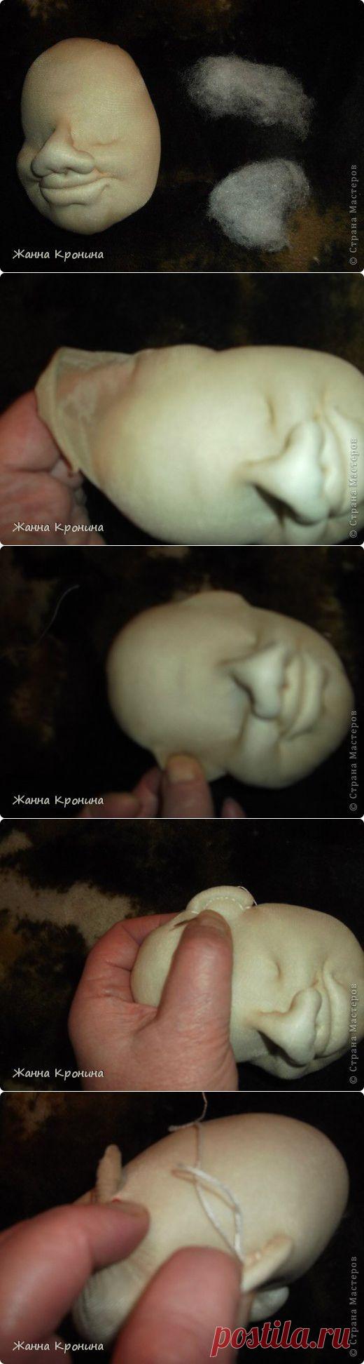 Ушки кукле..