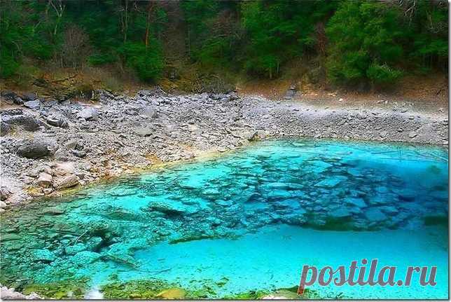 Сказочное ущелье девяти селений / Туристический спутник. Заповедник Цзючжайгоу.