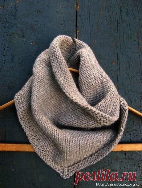 Стильный снуд спицами - легкая вязка