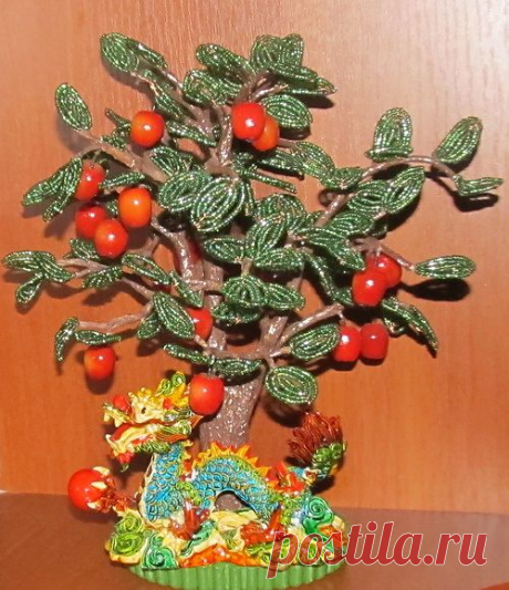 Мои рукоделия/Яблонька из бисера.