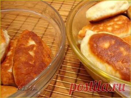 Очень вкусные пирожки, мягкие, готовятся легко, быстро и из самых простых продуктов
