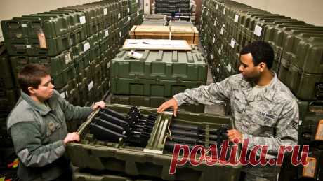 ПЕНТАГОН НЕ СМОГ ПРОЙТИ АУДИТ. ОПЯТЬ Военное ведомство остаётся единственным в США, которое так и не прошло ни разу аудит Речь идёт о получении так называемого "чистого аудита" — положительного заключения сертифицированных аудиторских агентств о надлежащем расходовании денежных средств и их правильном учёте. Предыдущий "двоечник", Министерство внутренней безопасности (образовано в 2002 году), успешно прошло аудит в прошлом году. Из более, чем тридцати агентств и корпусов в...