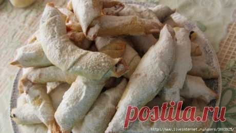 Обалденные рогалики - тончайшее, хрустящее тесто и много сладкой вкусной начинки!