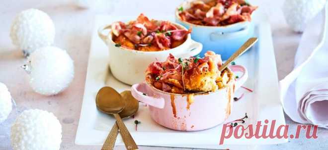 Сырный хлебный пудинг с беконом и луком - Образованная Сова