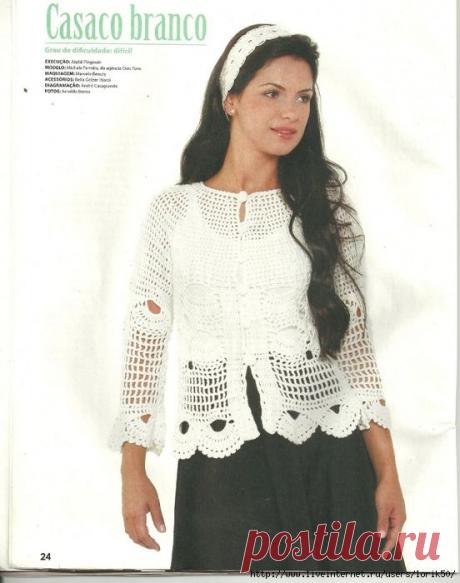 Белая филейная кофточка.