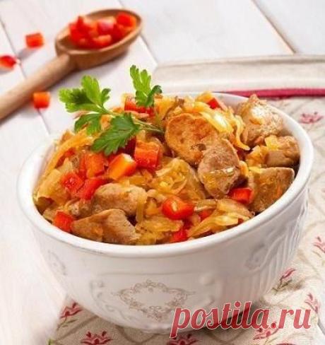 ГУЛЯШ - СВИНИНА С КВАШЕНОЙ КАПУСТОЙ !!! **Тушение в кастрюле. *Вкусно, быстро и ярко!